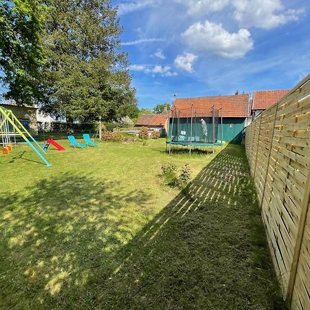 Le Cocoon D'Annabelle - Jolie Maison Avec Jeux Et Grand Jardin Pierrefitte-sur-Sauldre ภายนอก รูปภาพ