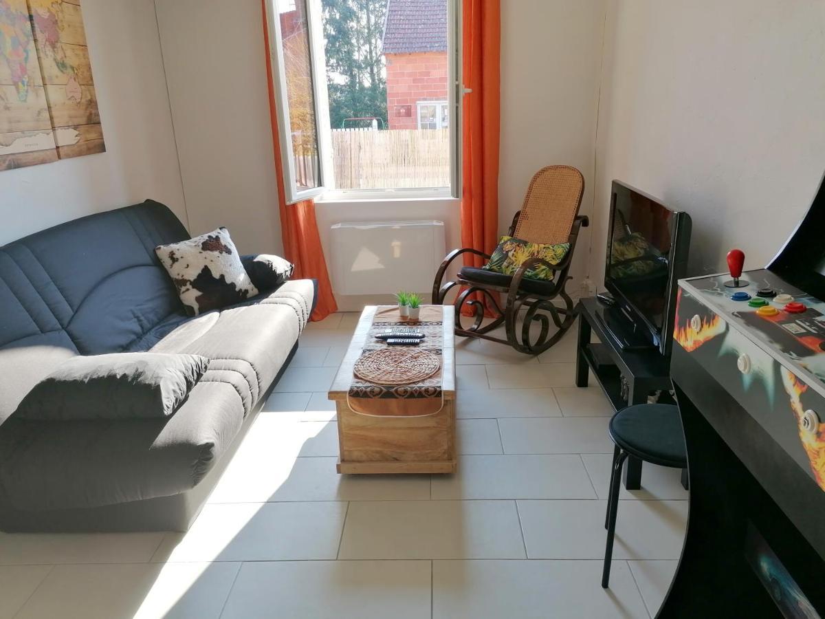 Le Cocoon D'Annabelle - Jolie Maison Avec Jeux Et Grand Jardin Pierrefitte-sur-Sauldre ภายนอก รูปภาพ