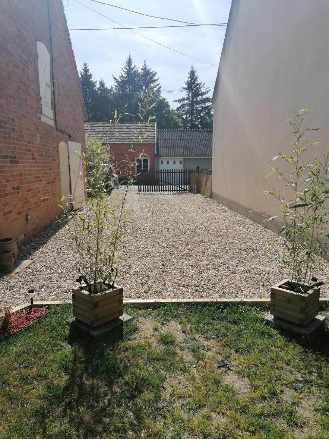 Le Cocoon D'Annabelle - Jolie Maison Avec Jeux Et Grand Jardin Pierrefitte-sur-Sauldre ภายนอก รูปภาพ